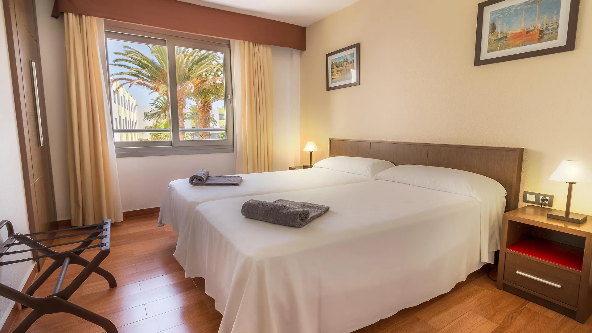 Hotel Livvo Corralejo Beach 4*,  Espagne